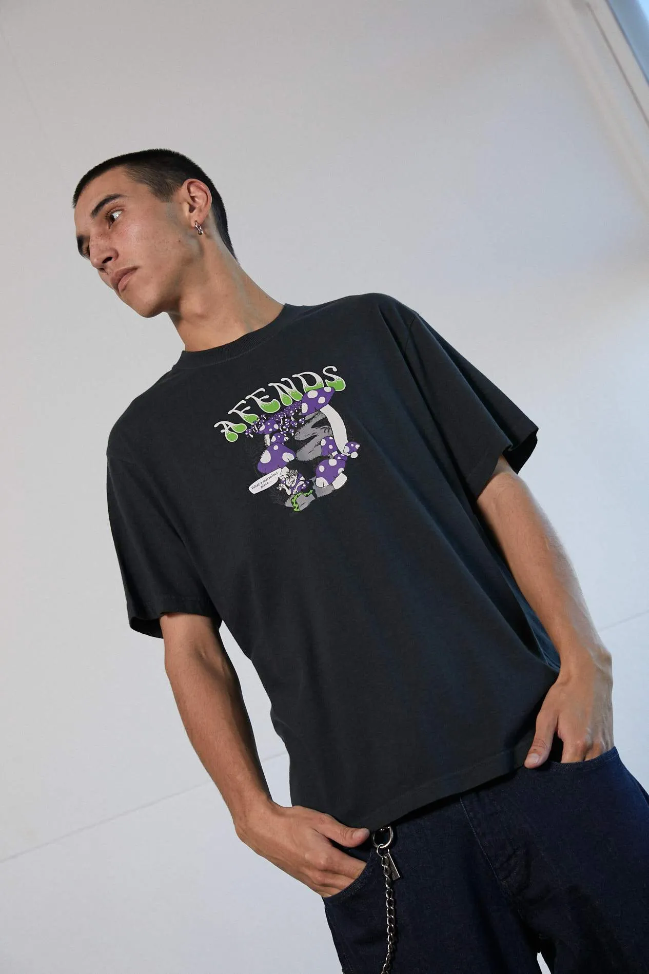 Afends Mens Kaleidoscope - Retro Fit Tee - Raven