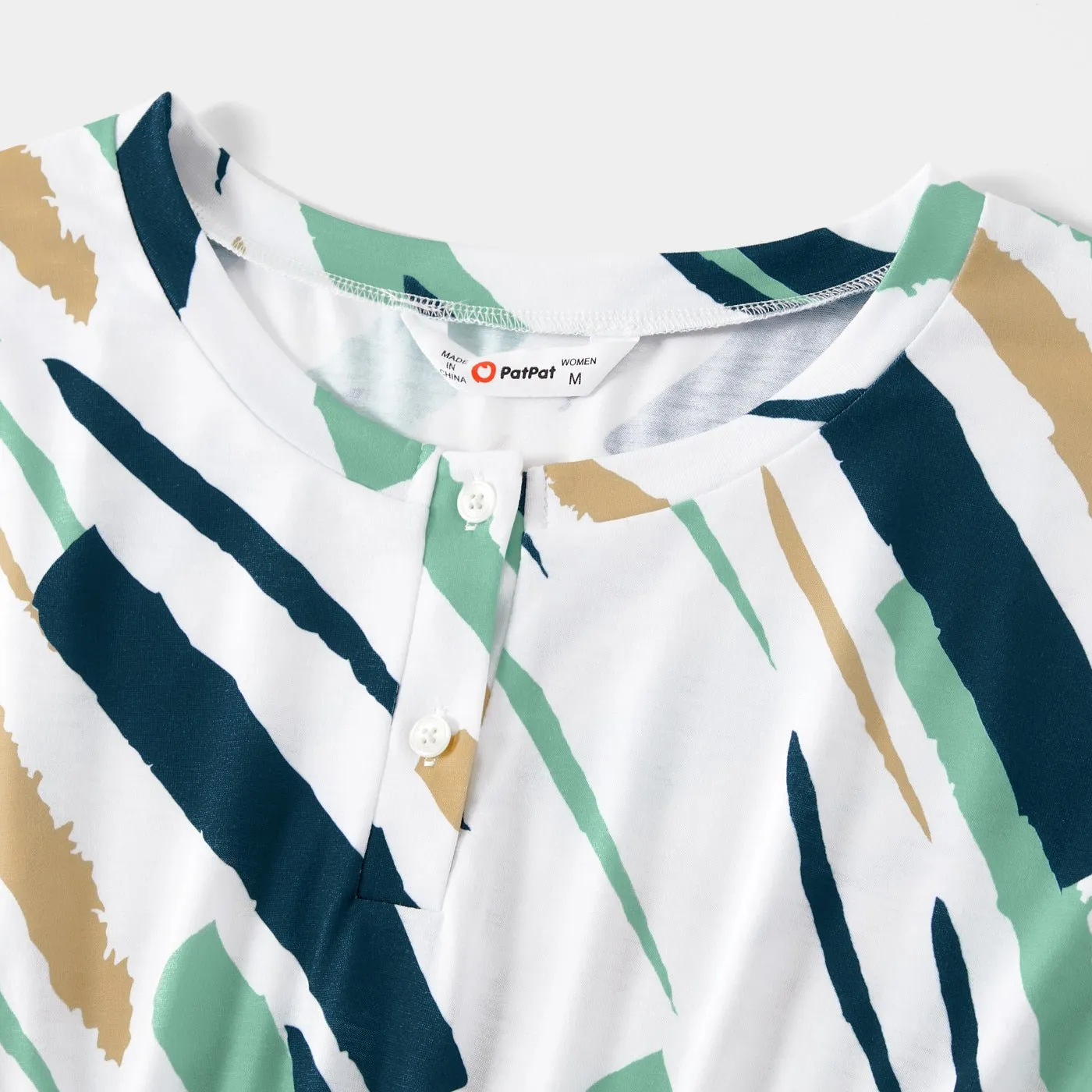 Family Matching Allover Geo Print Sleeveless Belted Dresses and Short-sleeve T-shirts Sets
