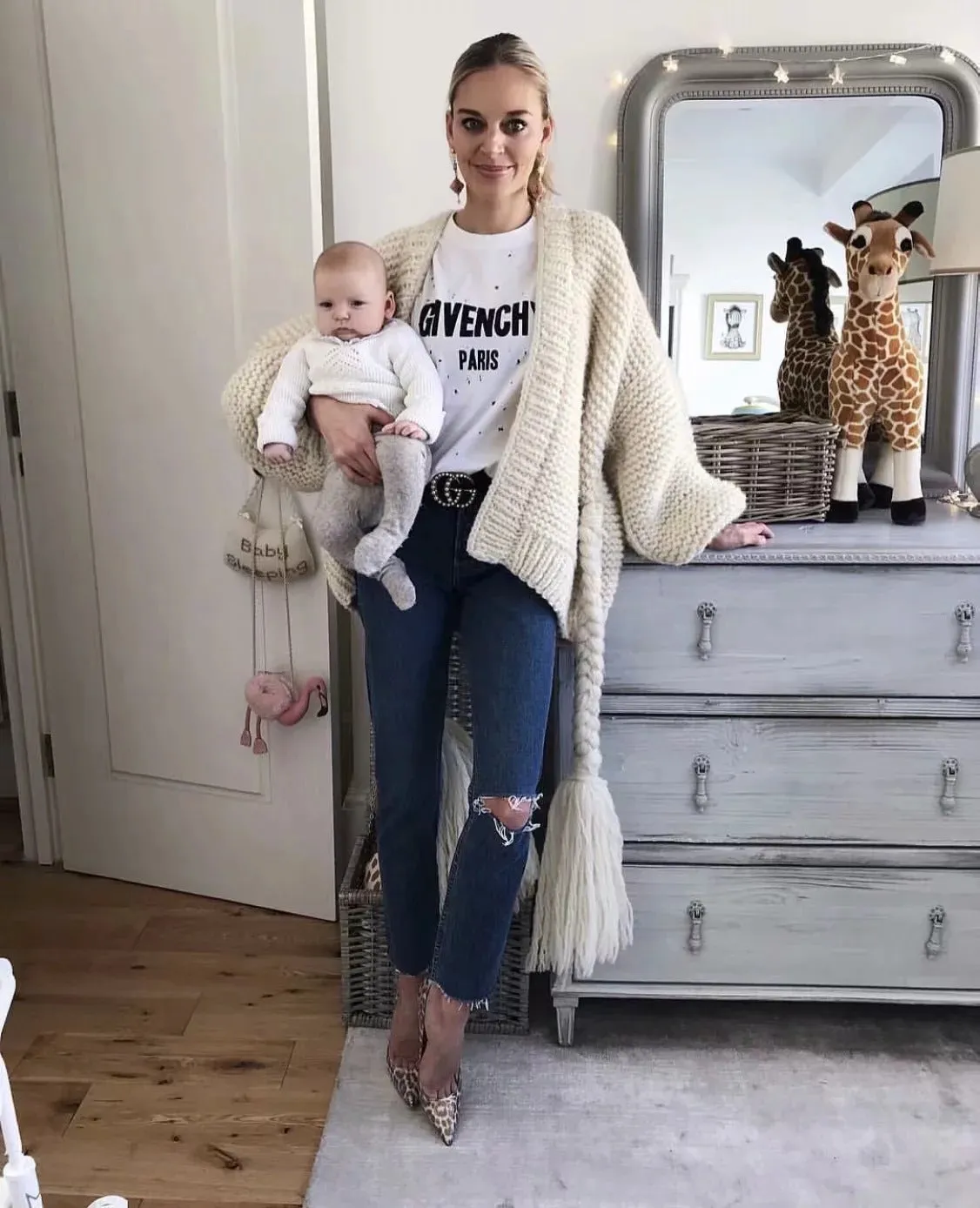 Hand Wave Knit Tassles Loose Long Lantern Sleeves Cardigan