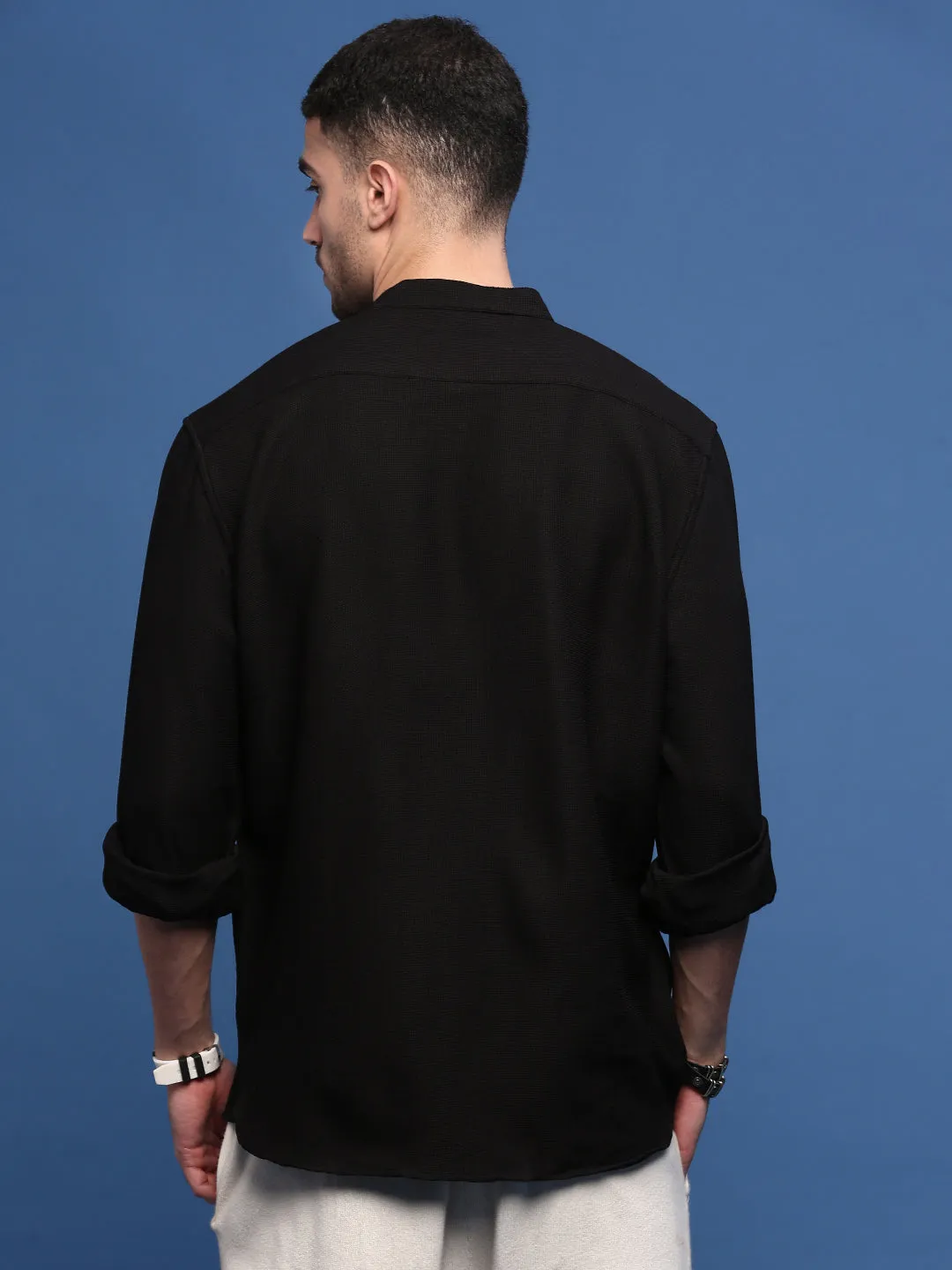 Men Black Solid Slim Fit Cotton Casual Shirt