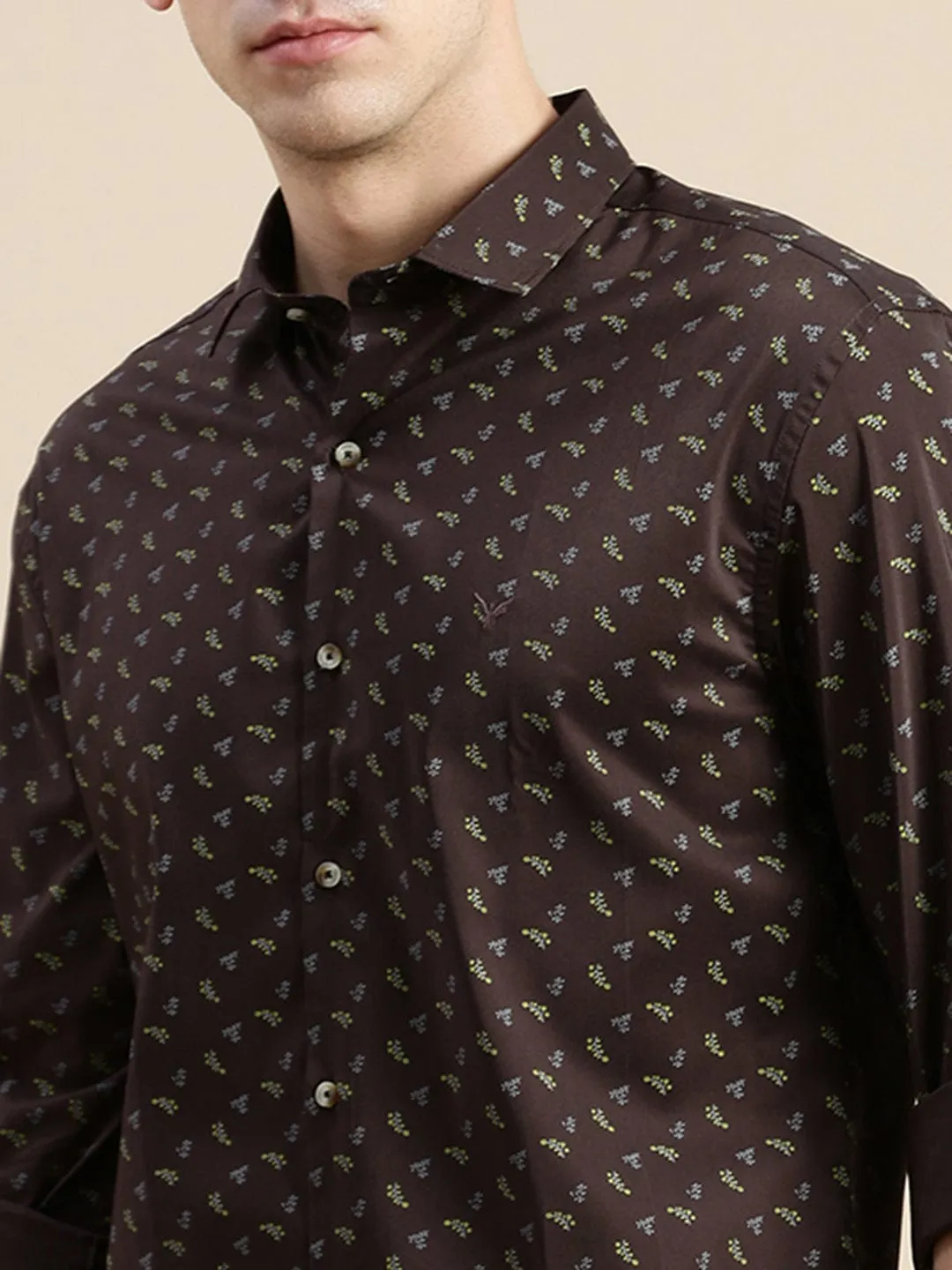 Men Brown Standard Slim Fit Micro Ditsy Printed Cotton Casual Shirt