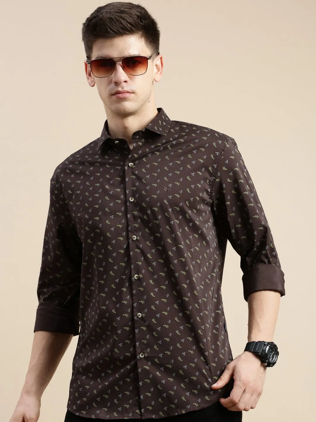 Men Brown Standard Slim Fit Micro Ditsy Printed Cotton Casual Shirt
