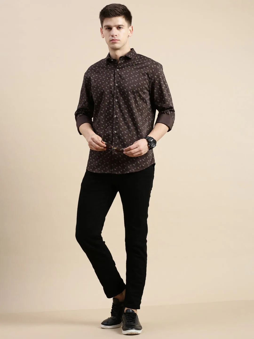 Men Brown Standard Slim Fit Micro Ditsy Printed Cotton Casual Shirt